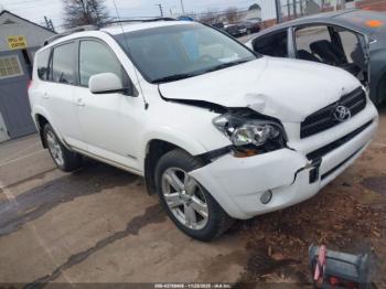  Salvage Toyota RAV4