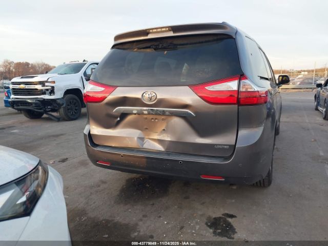 Toyota Sienna Limited Premium 7 Passenger Image 5