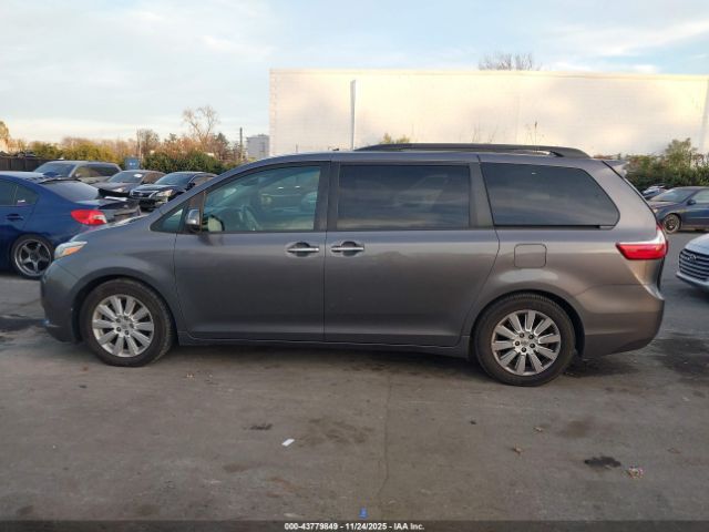 Toyota Sienna Limited Premium 7 Passenger Image 12