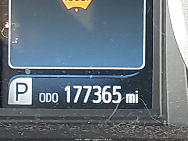 Toyota Sienna Limited Premium 7 Passenger Image 14