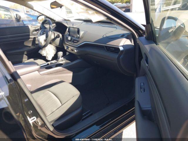 Nissan Altima S Fwd Image 12