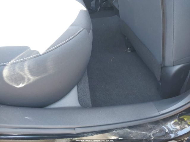 Nissan Altima S Fwd Image 4