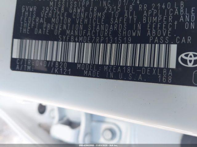 Toyota Corolla Le Image 12