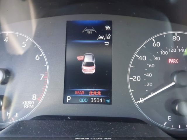 Toyota Corolla Le Image 17