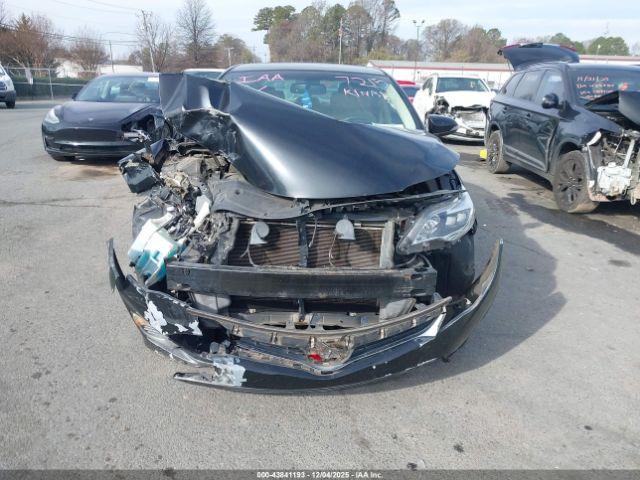 Toyota Avalon Xle Image 4