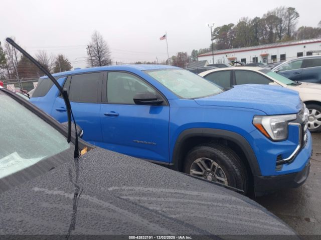 GMC Terrain Awd Elevation Image 13