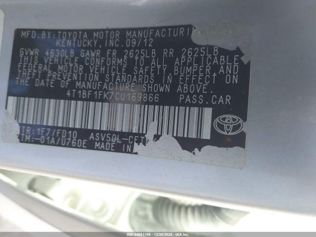 Toyota Camry Le Image 8