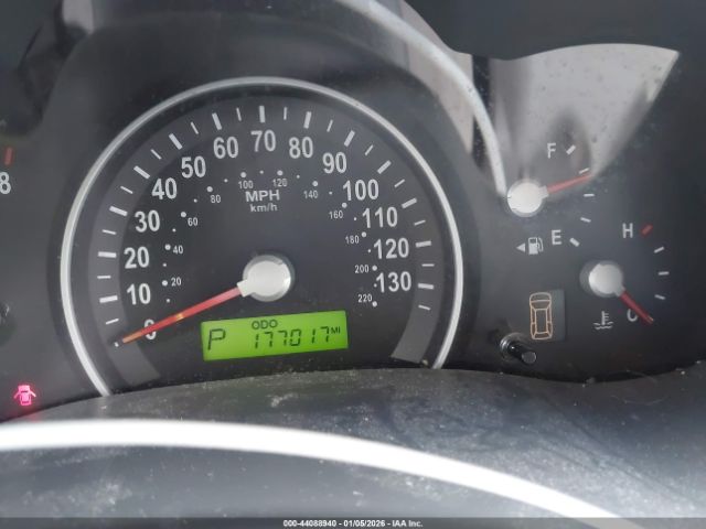 Kia Sedona Lx Image 6