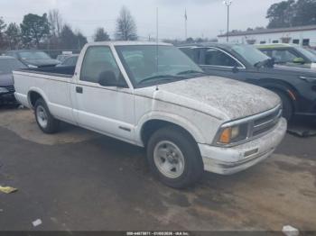  Salvage Chevrolet S-10