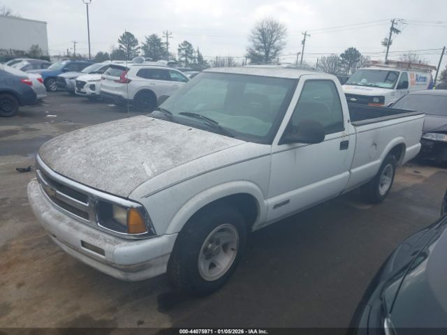 Chevrolet S-10 Fleetside Image 7