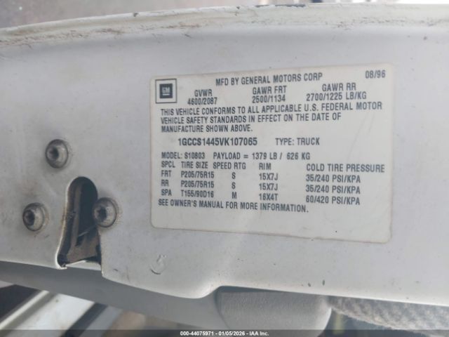 Chevrolet S-10 Fleetside Image 9