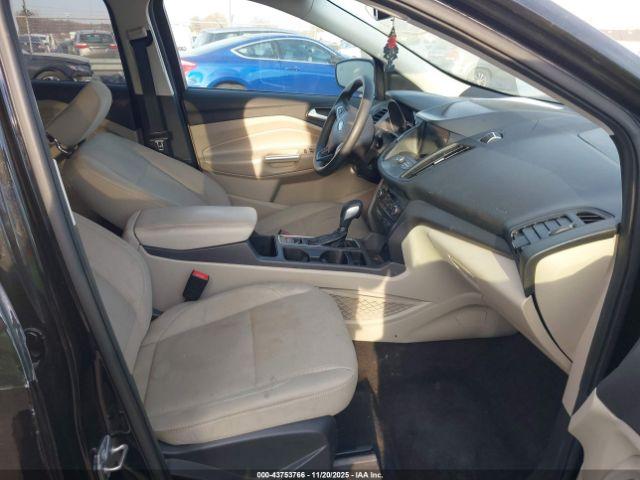 Ford Escape Se Image 5