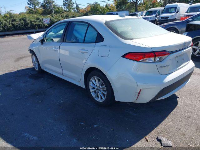 Toyota Corolla Le Image 11