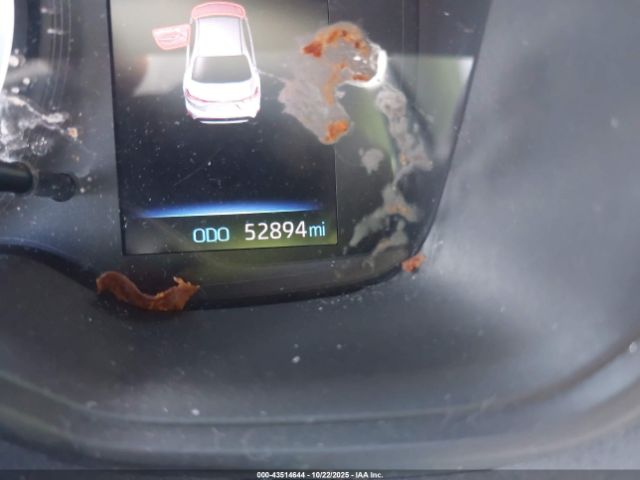 Toyota Corolla Le Image 8