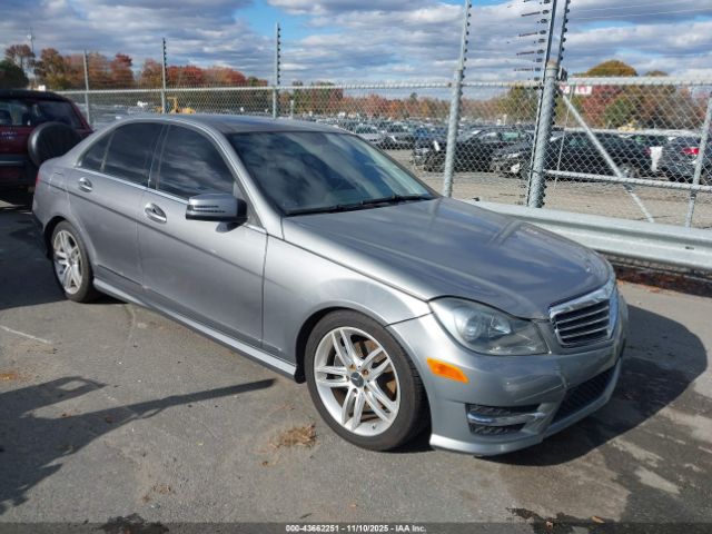 Mercedes-Benz C-Class Sport 4matic Image 1