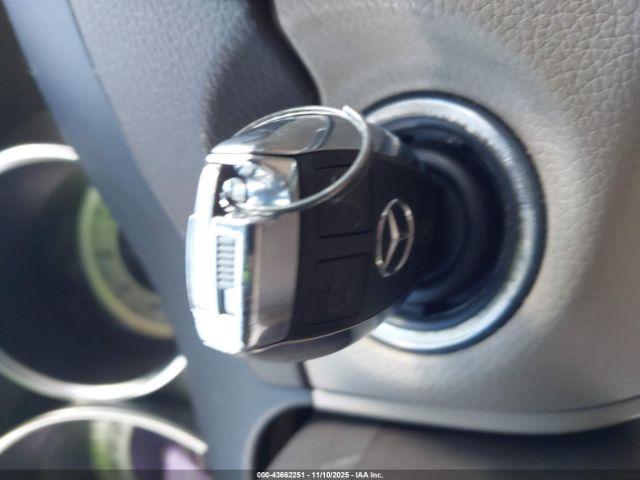 Mercedes-Benz C-Class Sport 4matic Image 9