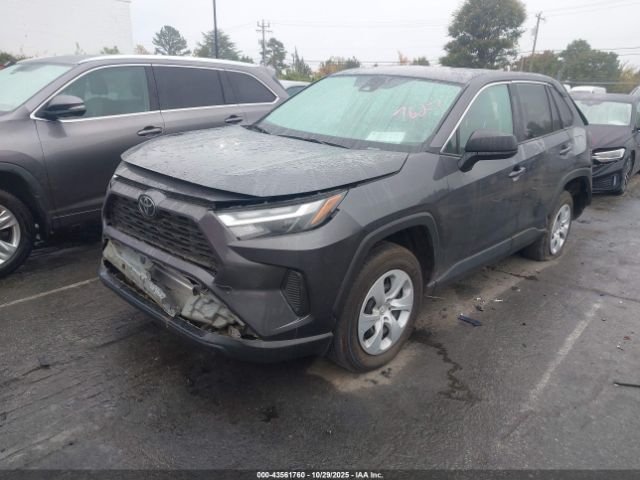 Toyota RAV4 Le Image 15