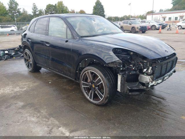  Salvage Porsche Cayenne