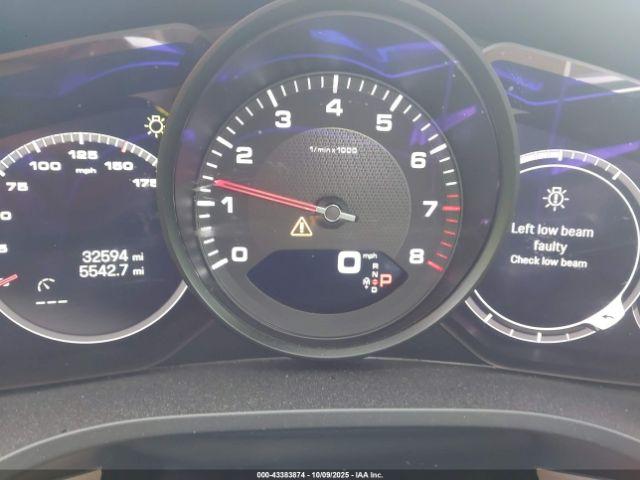 Porsche Cayenne Platinum Edition Image 6