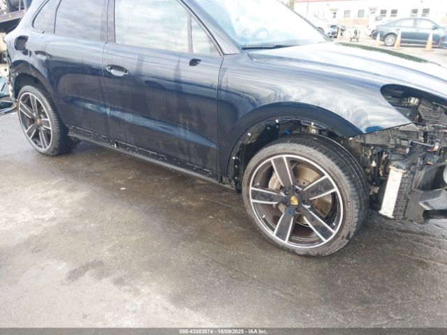 Porsche Cayenne Platinum Edition Image 20