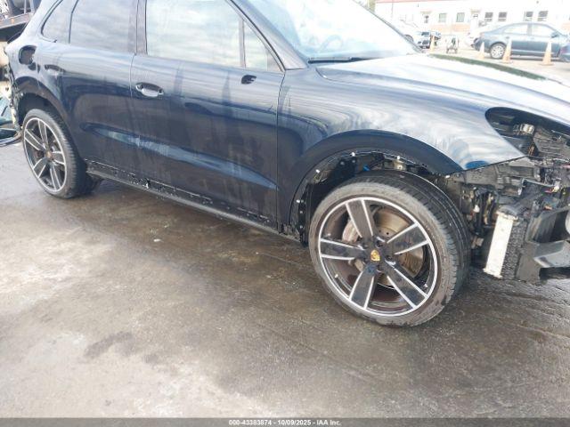 Porsche Cayenne Platinum Edition Image 20