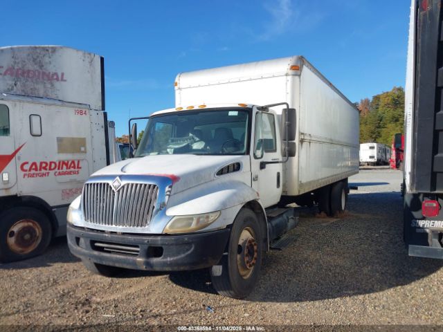 International 4000 4300 Image 12