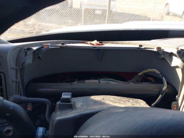 International 4000 4300 Image 15