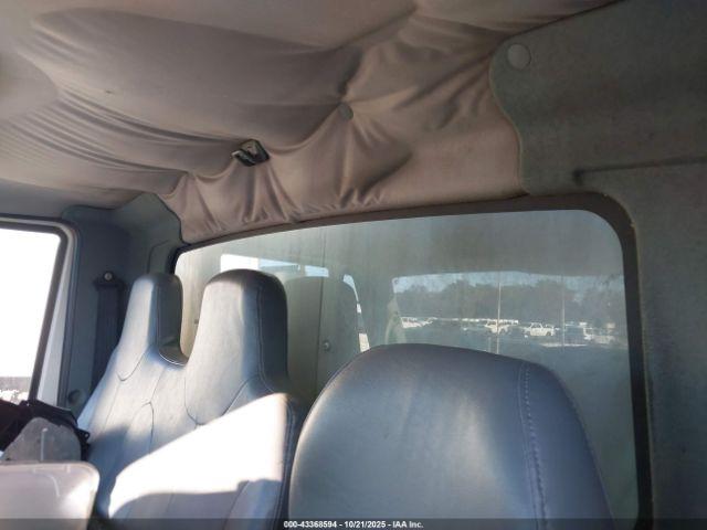 International 4000 4300 Image 14