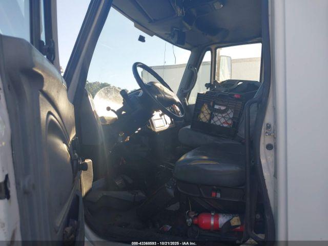 International 4000 4300 Image 2