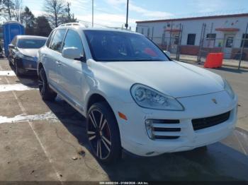  Salvage Porsche Cayenne