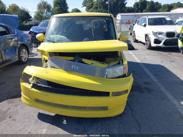 Scion xB Image 13