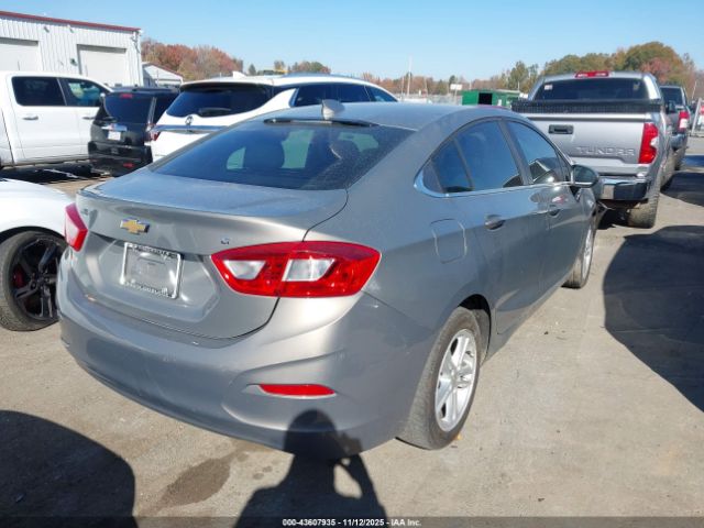 Chevrolet Cruze Lt Auto Image 2