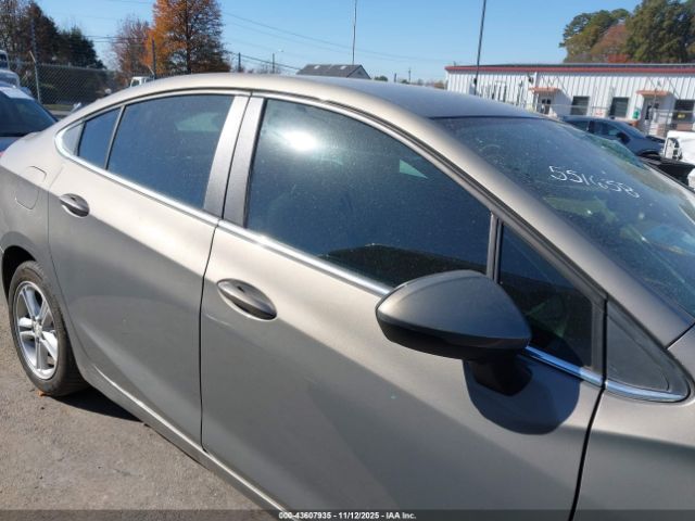 Chevrolet Cruze Lt Auto Image 13