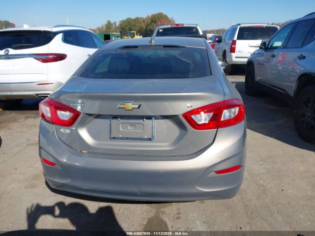 Chevrolet Cruze Lt Auto Image 8