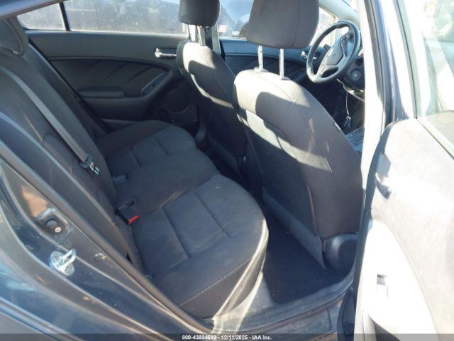 Kia Forte Lx Image 11