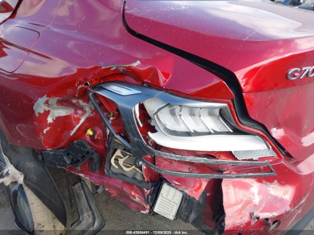 Genesis G70 2.0t Advanced Image 2