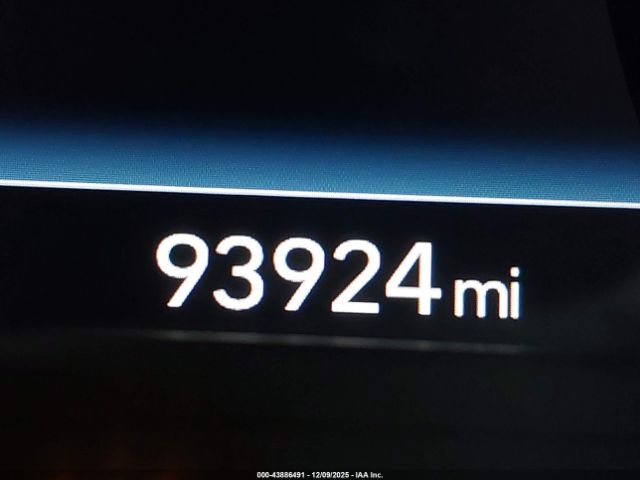 Genesis G70 2.0t Advanced Image 11