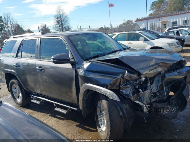 Toyota 4Runner Sr5 Premium Image 8