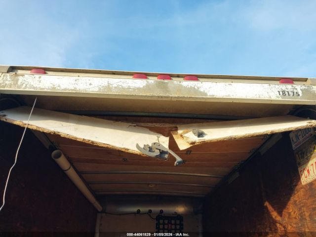 Ford Econoline Commercial Image 4