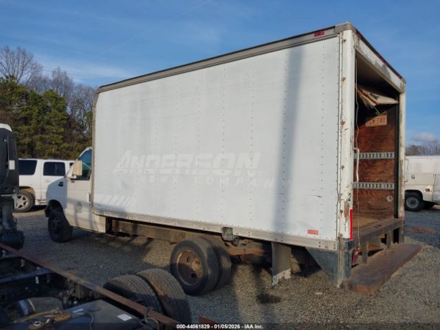 Ford Econoline Commercial Image 8