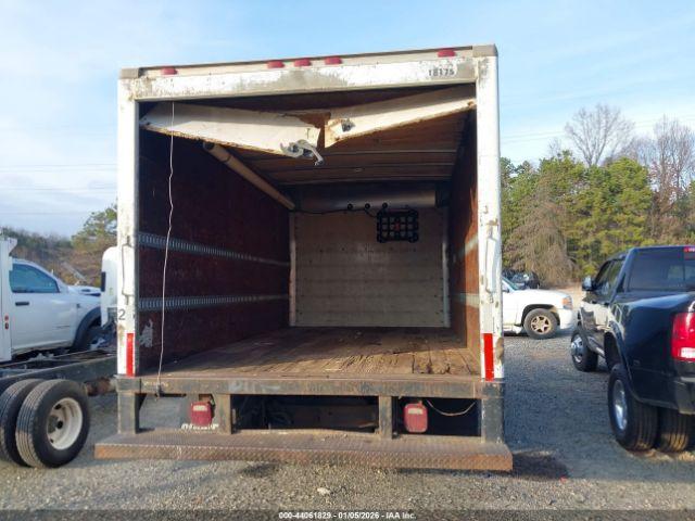 Ford Econoline Commercial Image 3