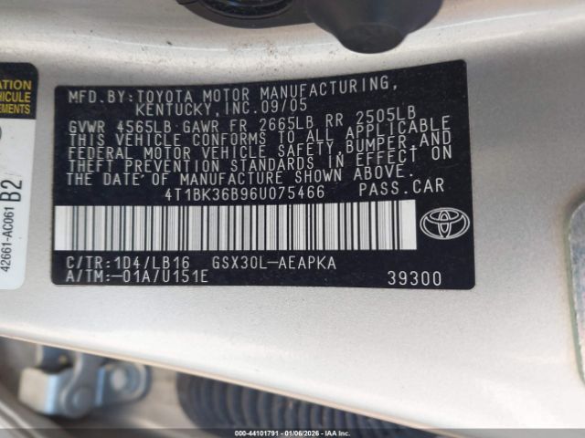 Toyota Avalon Limited Image 5