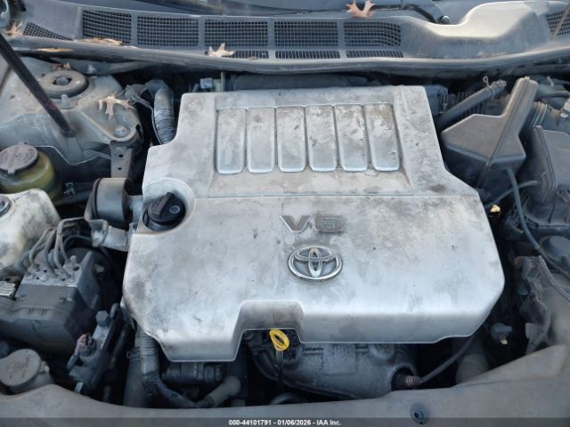 Toyota Avalon Limited Image 10