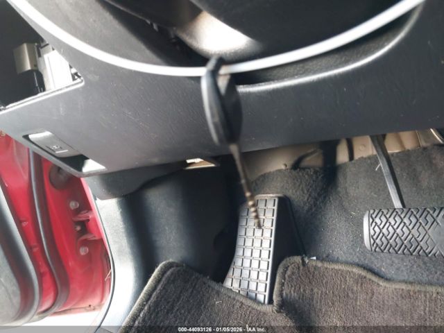 Pontiac Vibe Image 5