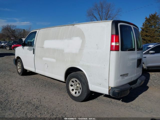 Chevrolet Express Work Van Image 9