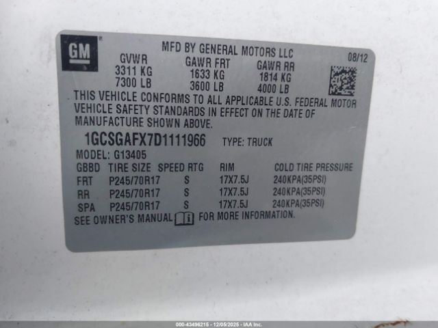 Chevrolet Express Work Van Image 10