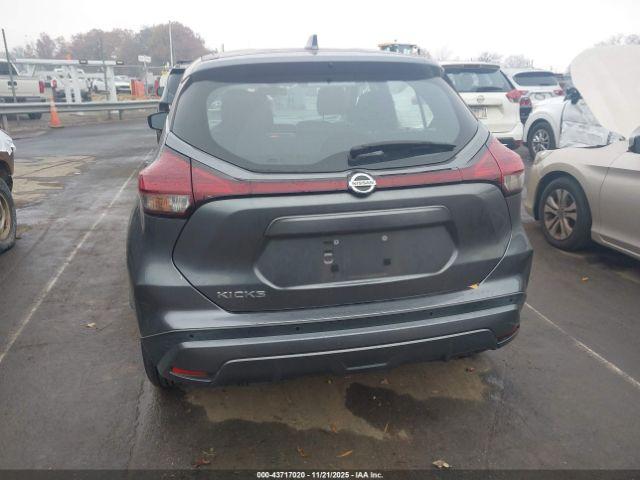 Nissan Kicks S Xtronic Cvt Image 13