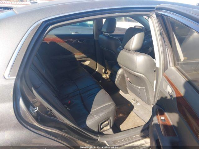 Toyota Avalon Xls Image 11