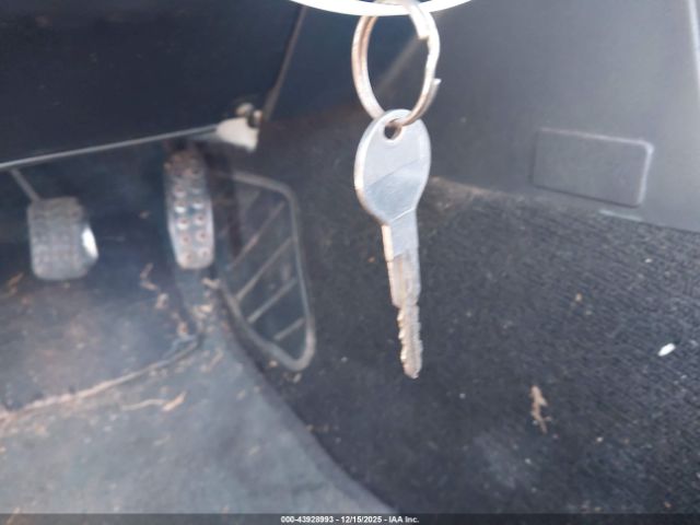 Mazda MX-5 Miata Image 10