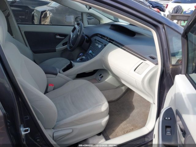 Toyota Prius Iii Image 8